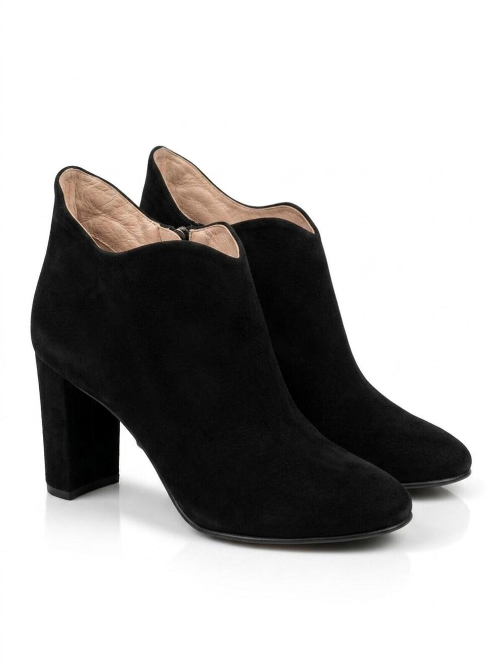 CHLOE Black Suede Block Heel Ankle Boots in size 39